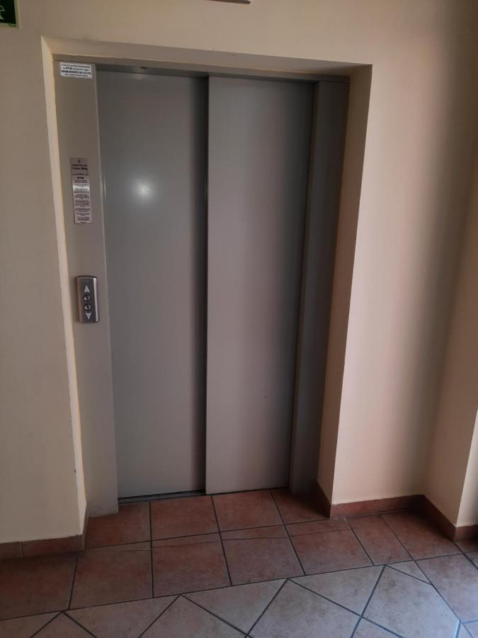 Appartamento Crazy Frog Gambrinusz Ii. Hajdúszoboszló Esterno foto